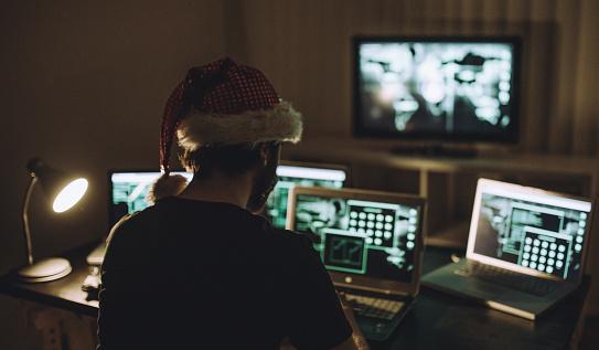 7 Naughty Scams To Watch Out For This Holiday Season 7 Naughty Scams To Watch Out For This Holiday Season