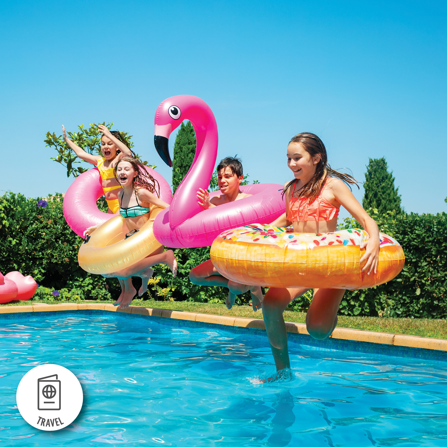 How to Save on Entertainment Costs While On Vacation