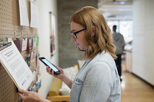 8 Ways to Spot a Job Scam 8 Ways to Spot a Job Scam